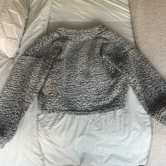 Express Sherpa jacket. Size medium! - Picture 3 of 4